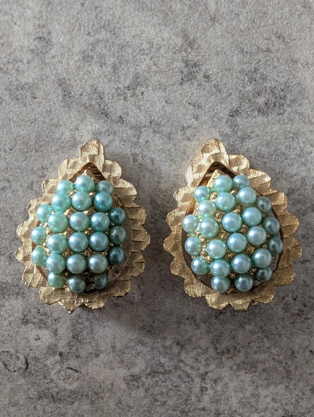 Vintage Gold Tone Faux Pearl Clip On Earring Set